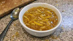 苦味がやさしく香りは爽やか—下漬けで作る自家製レモンマーマレードの基本レシピ