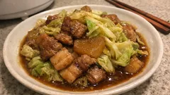 レンジ下ごしらえで味しみ早い：たっぷりキャベツ入り豚バラ大根