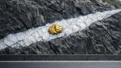 地震の揺れが金ナゲットを育てる?石英のピエゾ電気で説明する最新モデル